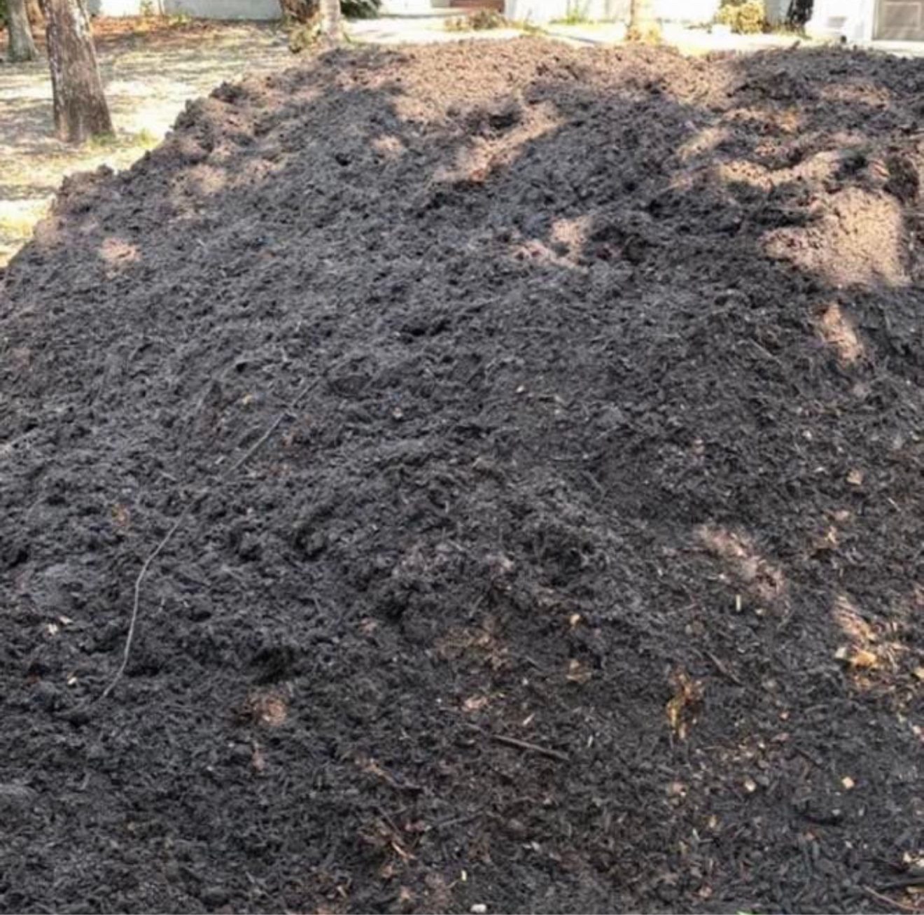 Topsoil Blend (Screened blend)